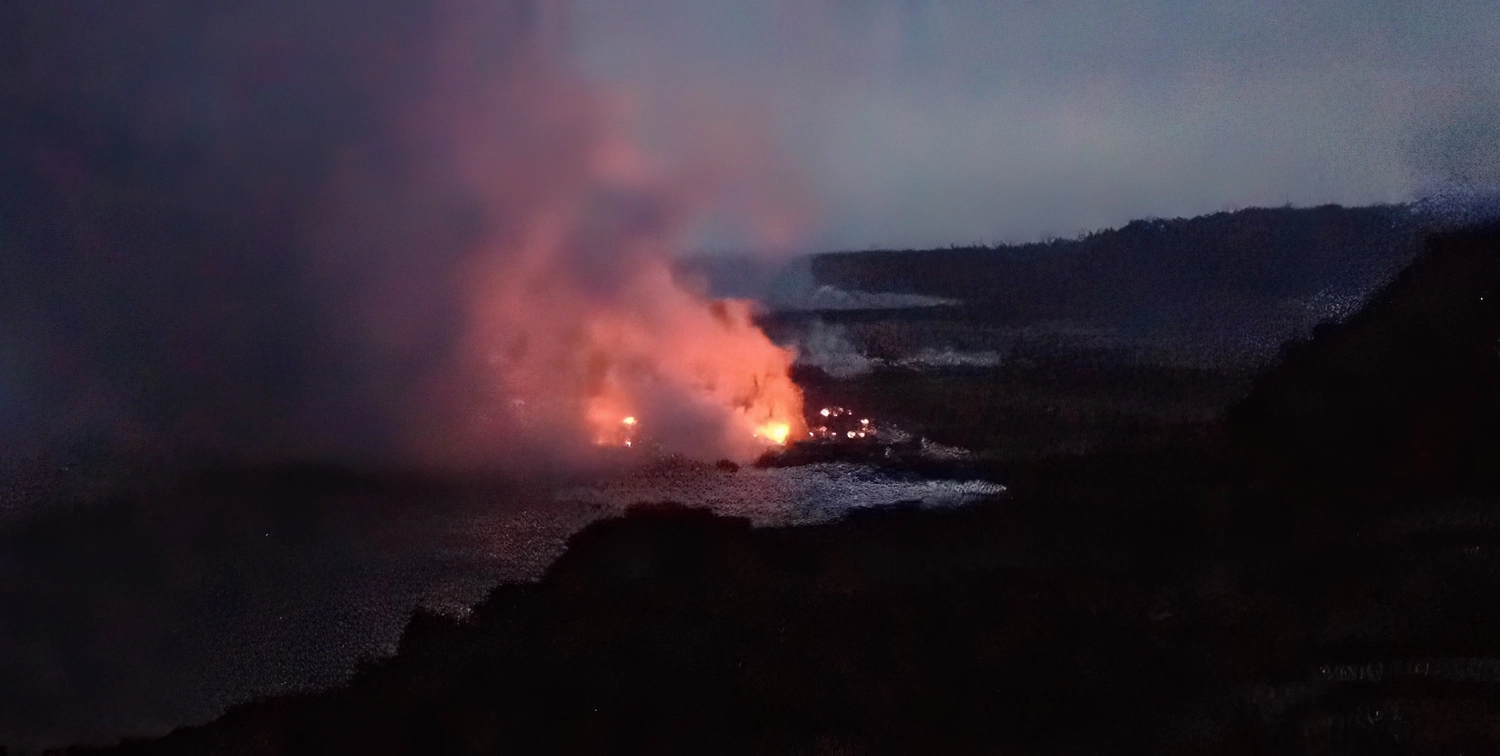 Colata lavica a mare